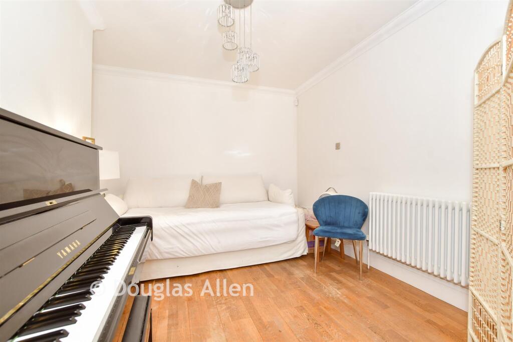 House in London - More