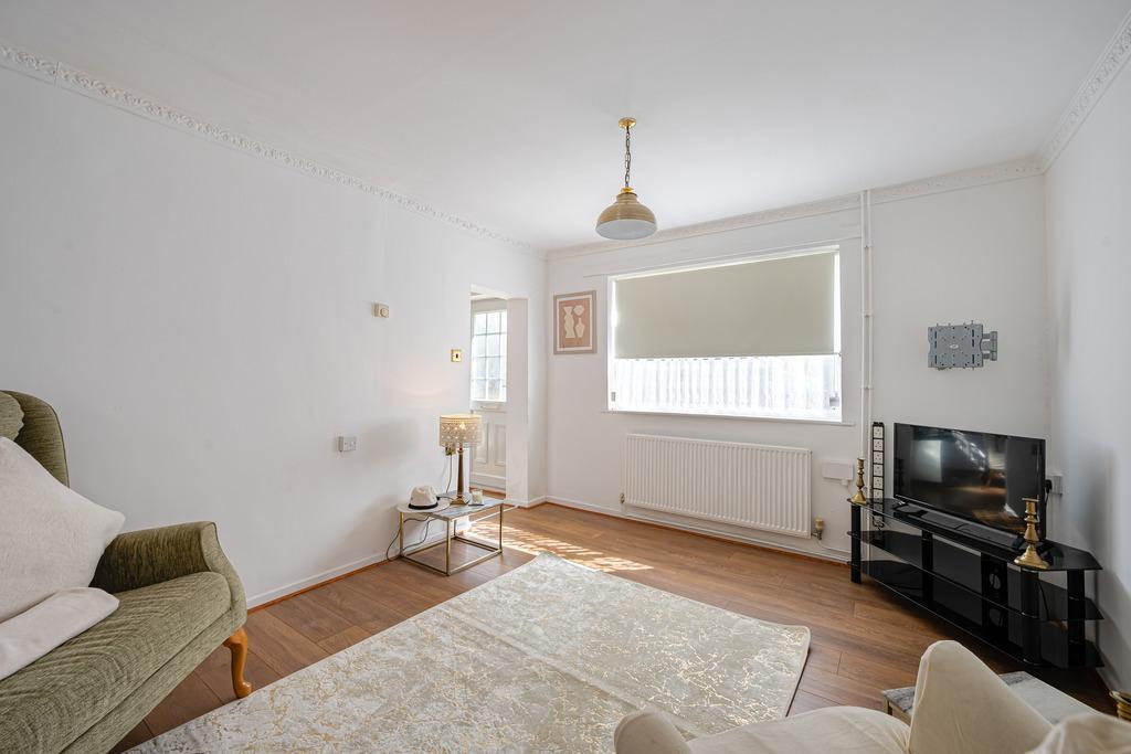 House in Peterborough - View 4
