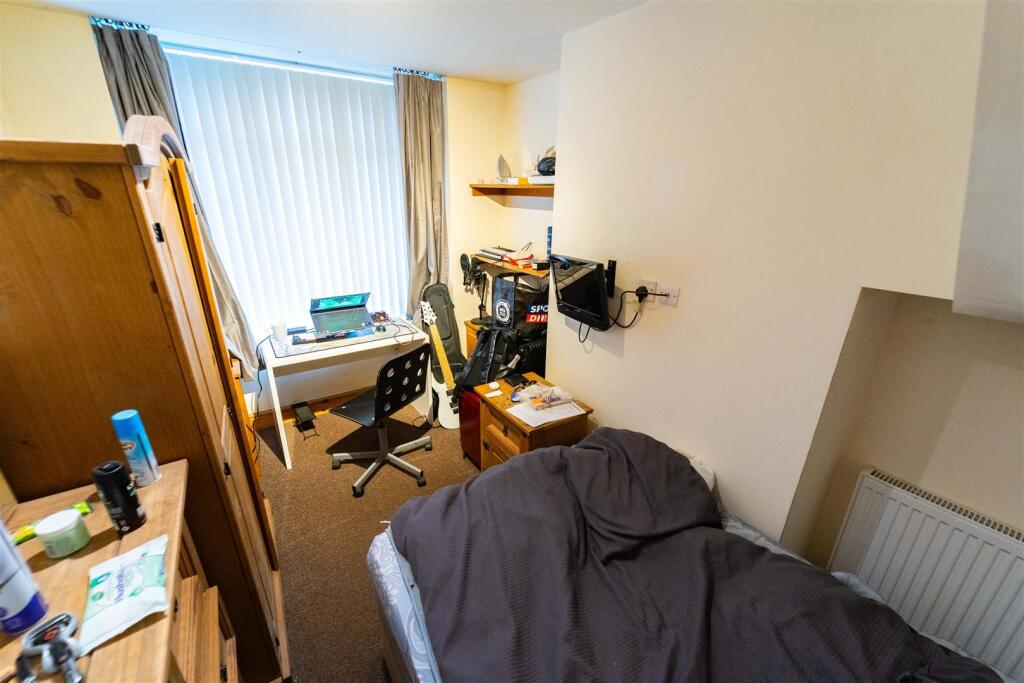 House in Birmingham - View 5