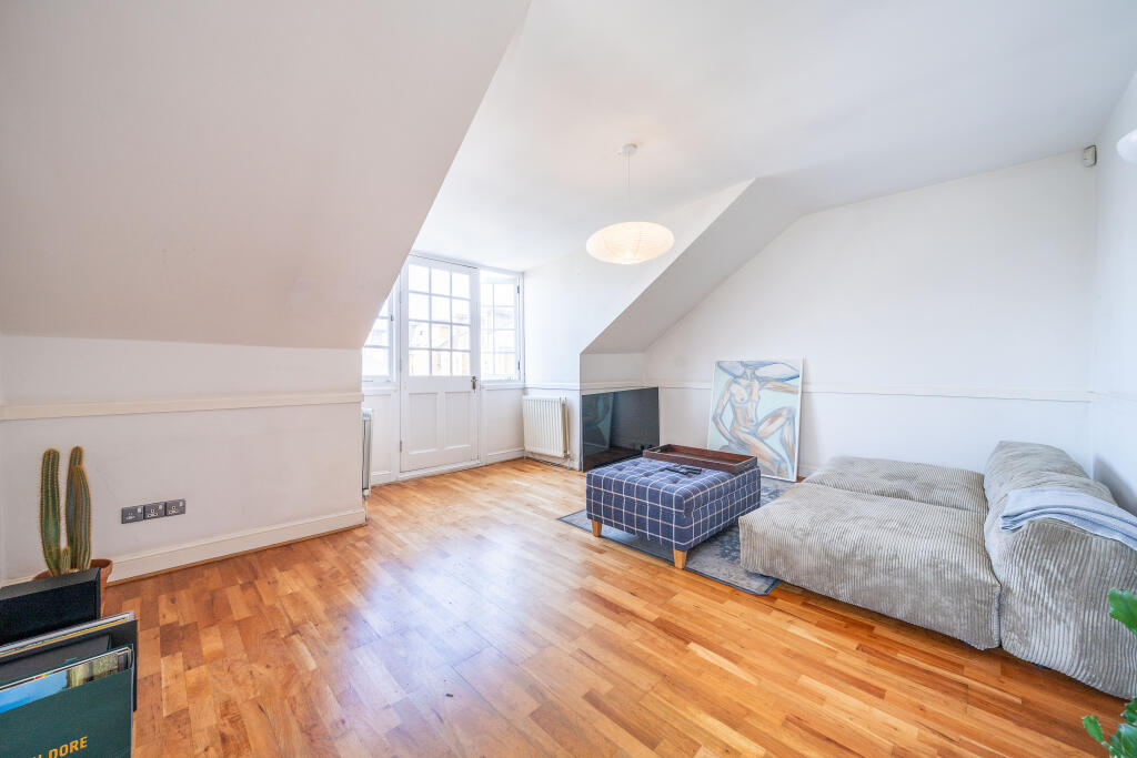 Apartment in London, Lot's Village, Earl's Court - More