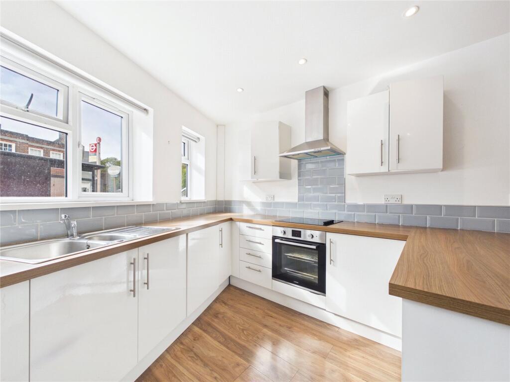 Main image of property: Lingfield Crescent, Falconwood, London, SE9