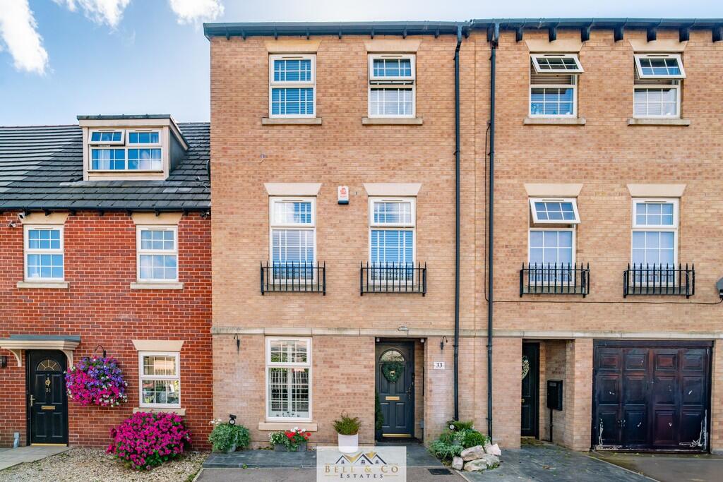 4-bed house on Stockwell Avenue, Kiveton Park, Sheffield, £250,000