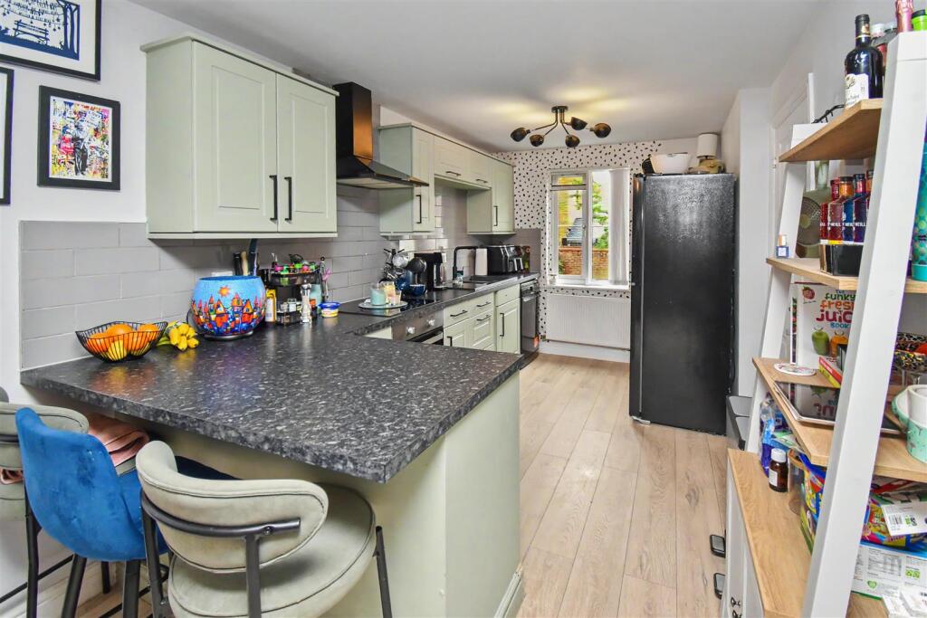 NN18, Lapwing Close, Corby - View 3