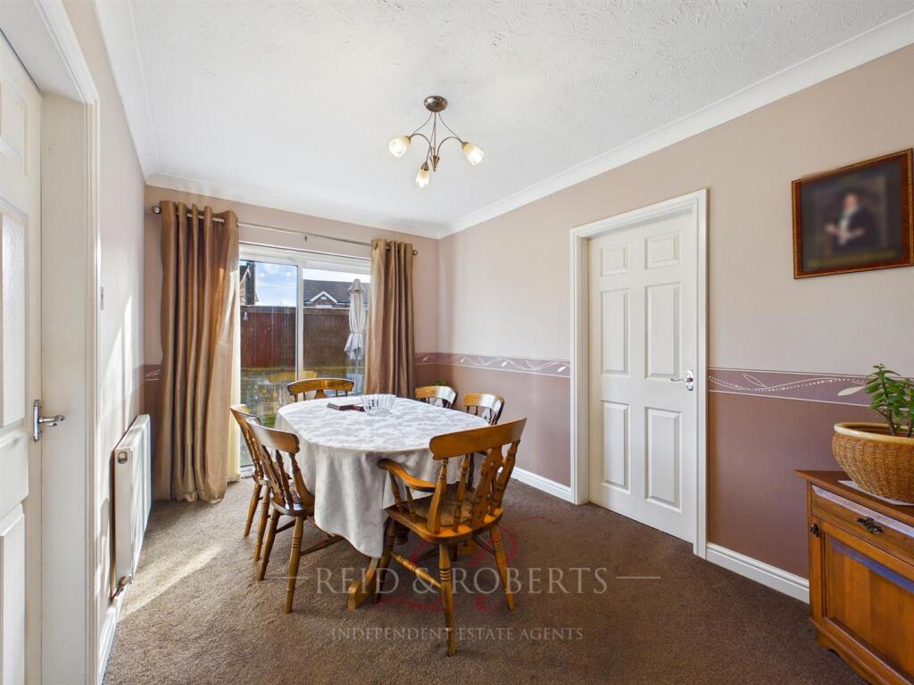 House in Pen-y-ffordd, Dobshill - View 5
