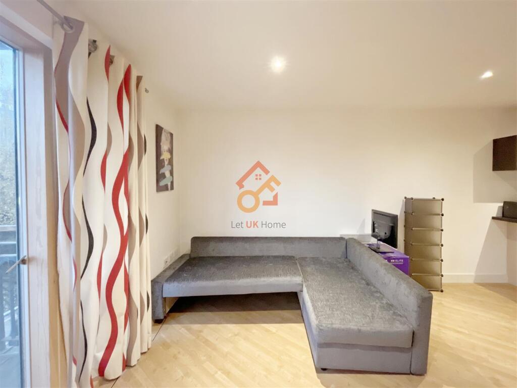 Apartment in Birmingham, West Midlands