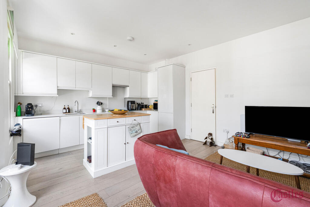 Apartment in London, Ferme Park, Stroud Green - View 4