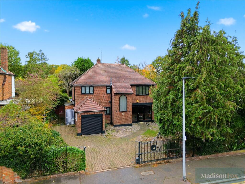 4-bed detached on Whitehall Lane, Buckhurst Hill, IG9, £1,250,000