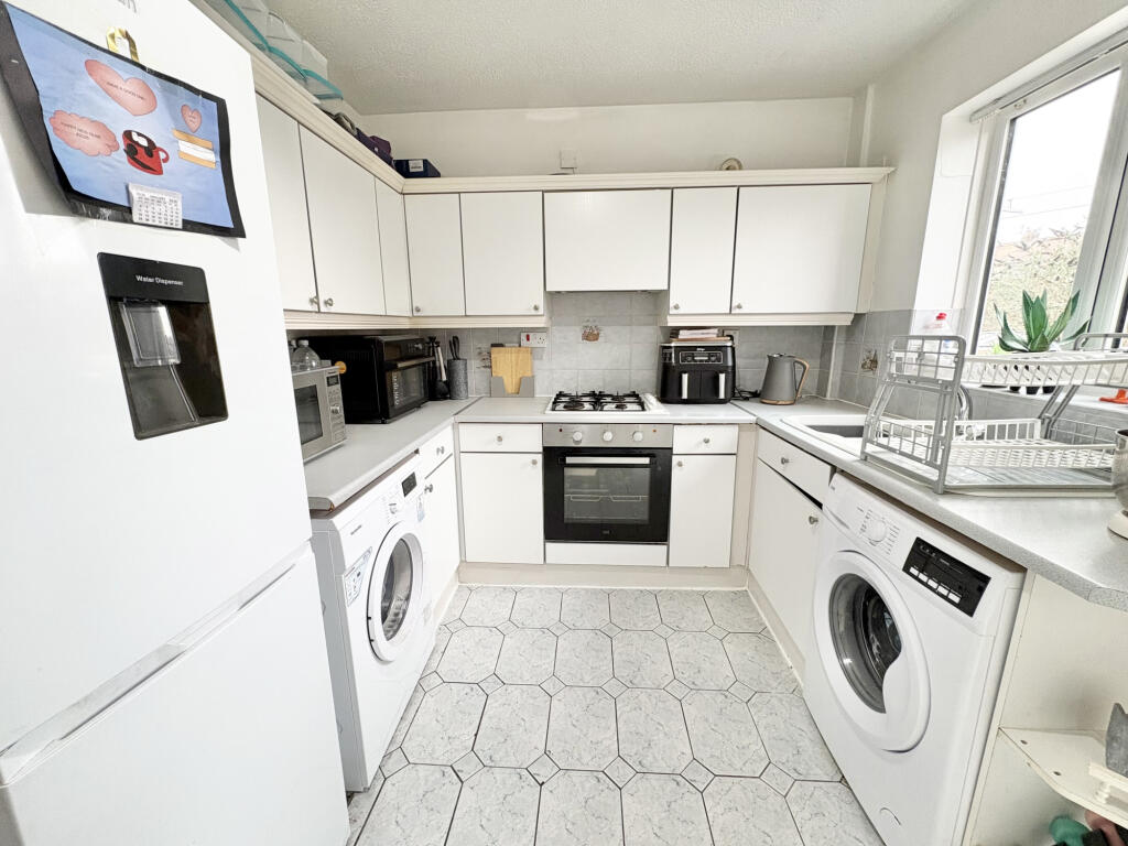 Sheringham Way,  Poulton-Le-Fylde, FY6 photo 4