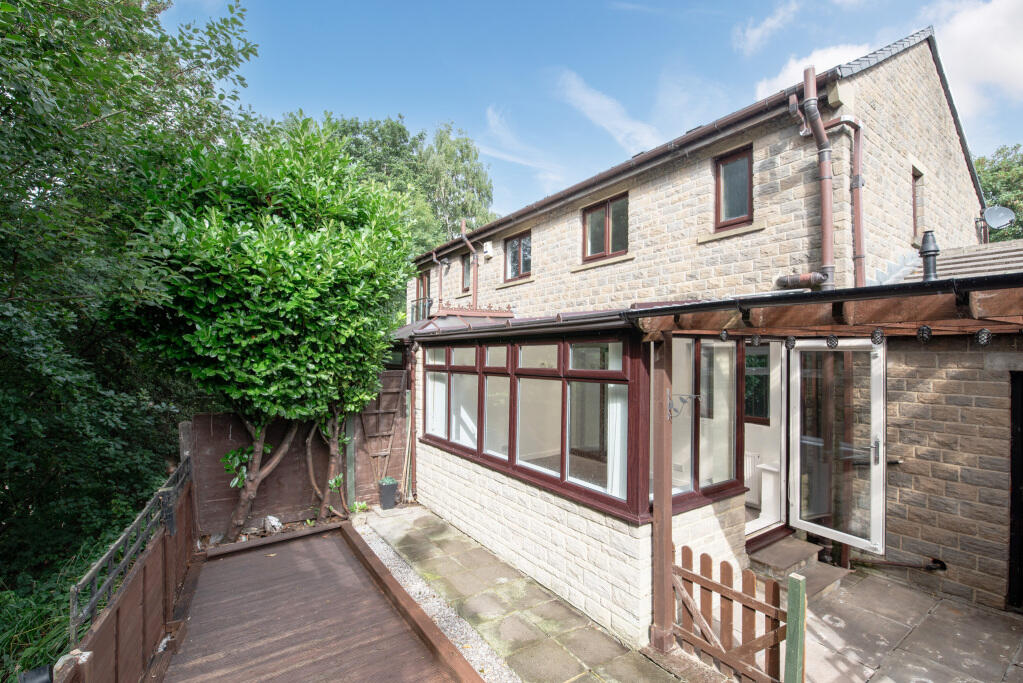 House in Bradford, Bingley - View 5