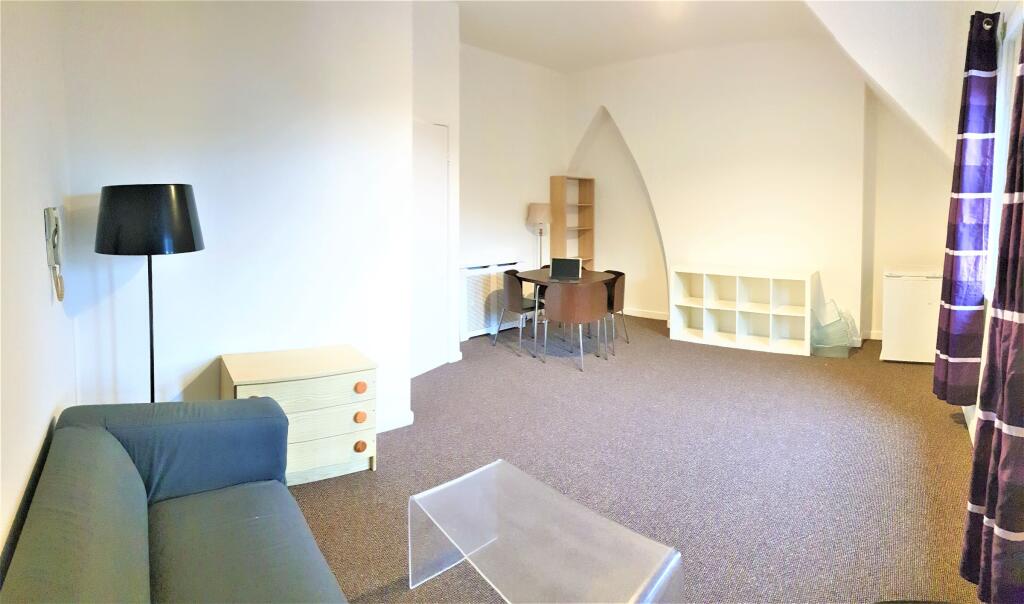 Main image of property: Flat-10 , 138 Hathersage Road