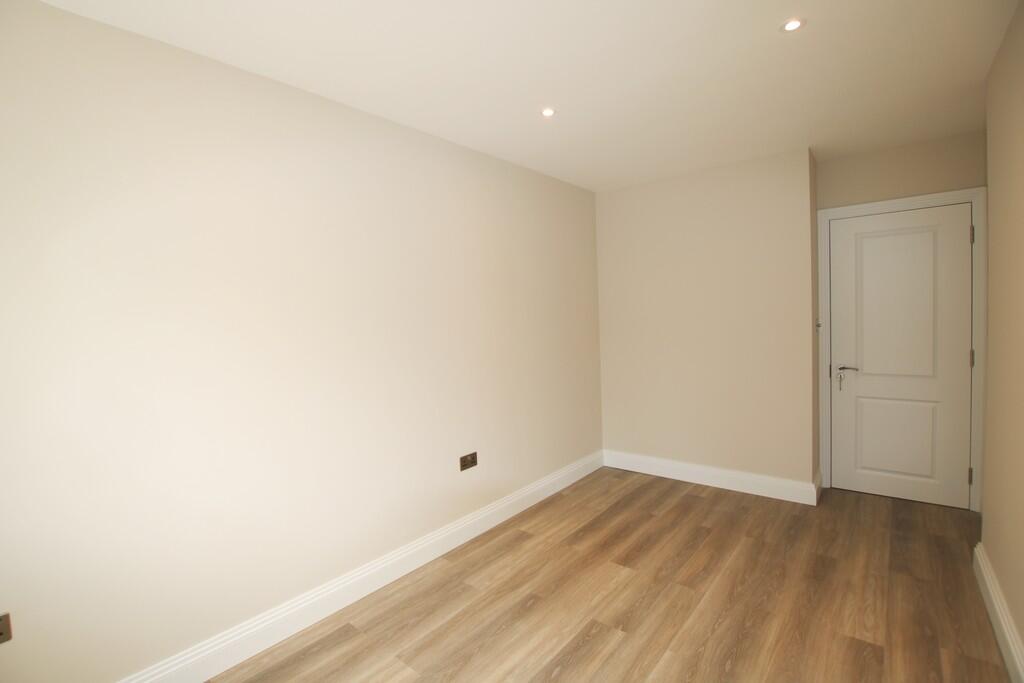 2 bedroom flat share for rent