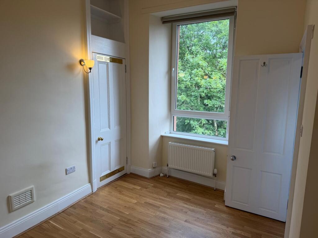 Apartment in Glasgow - View 2