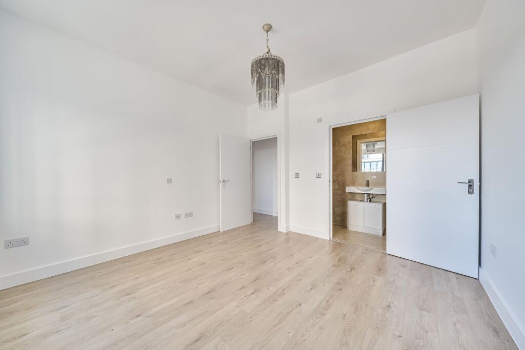 Apartment in London - View 4