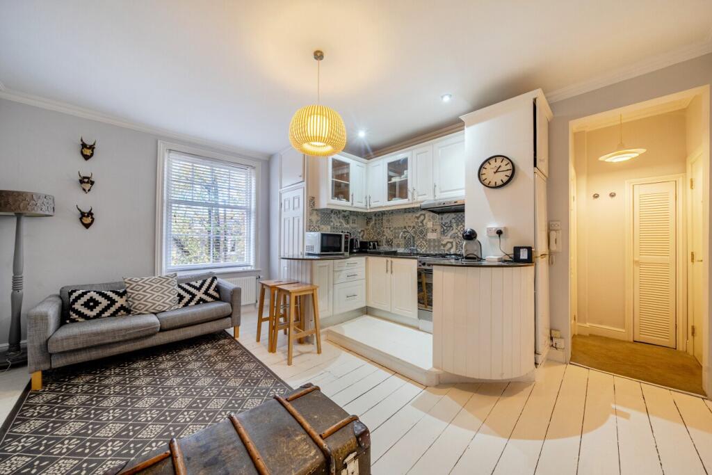 Main image of property: Oakhill Road, Putney, London, SW15
