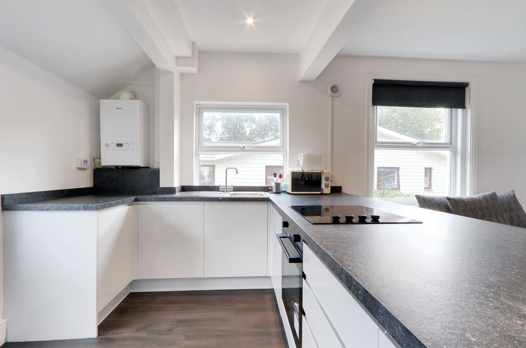 House in Exeter - View 5