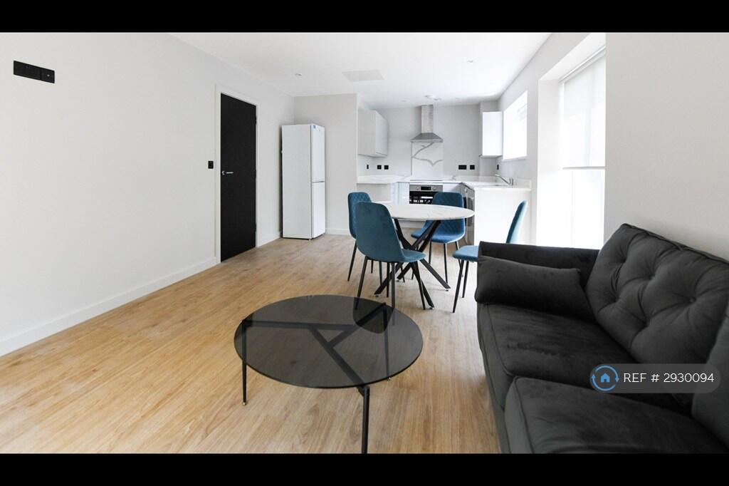 Main image of property: Stanningley Road, Leeds, LS13