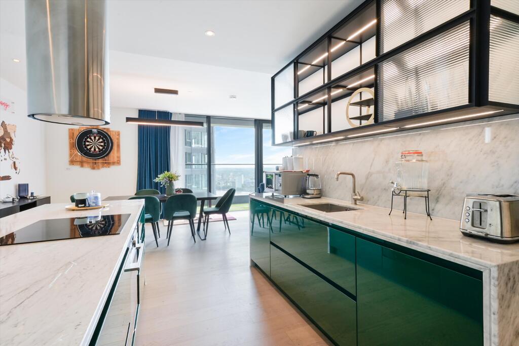 Apartment in London - View 4