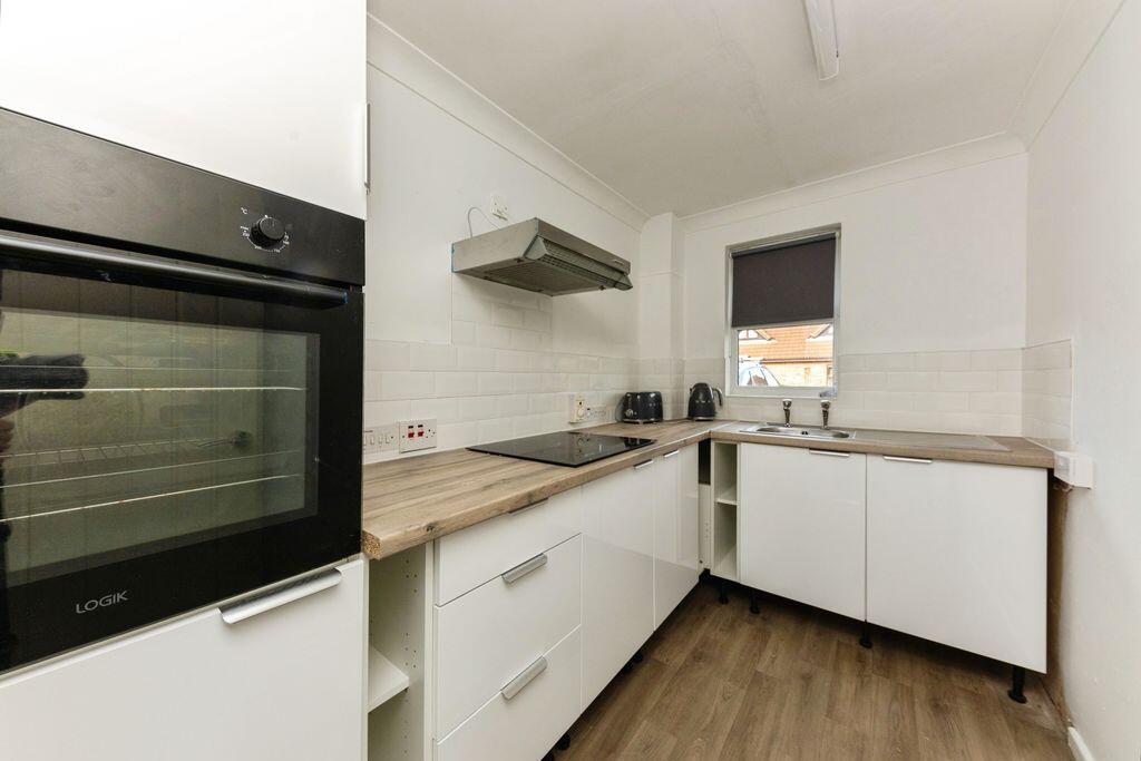 House in Cleethorpes, North East Lincolnshire - View 3