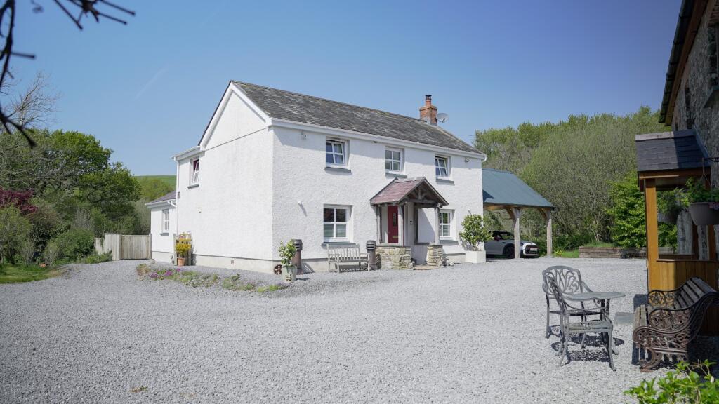 House in Swansea, Llansteffan - View 3
