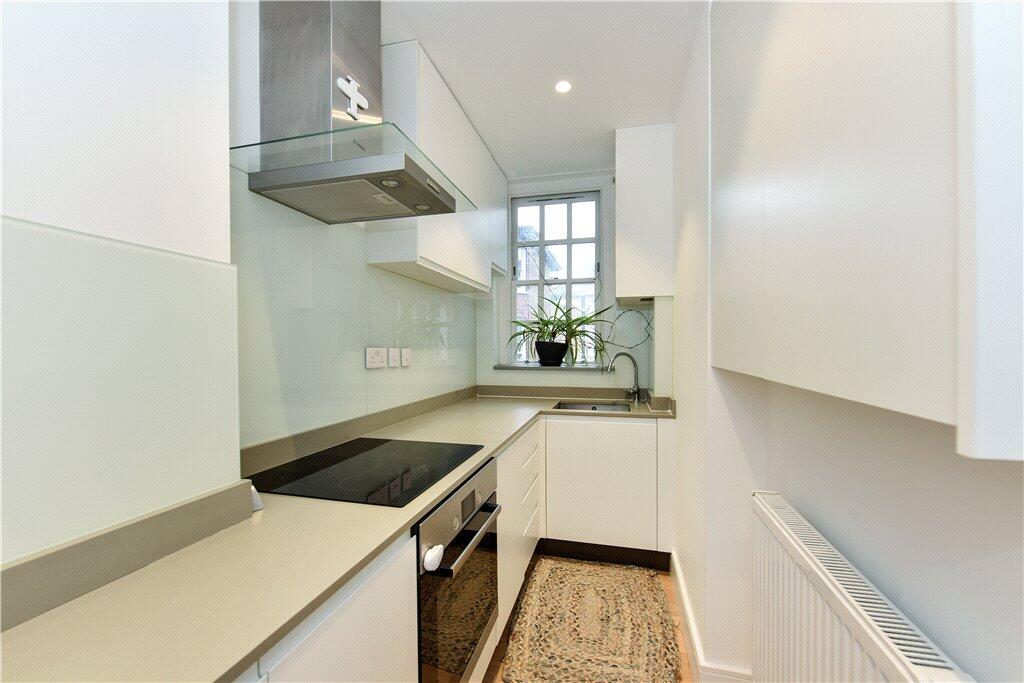 Apartment in London - View 3
