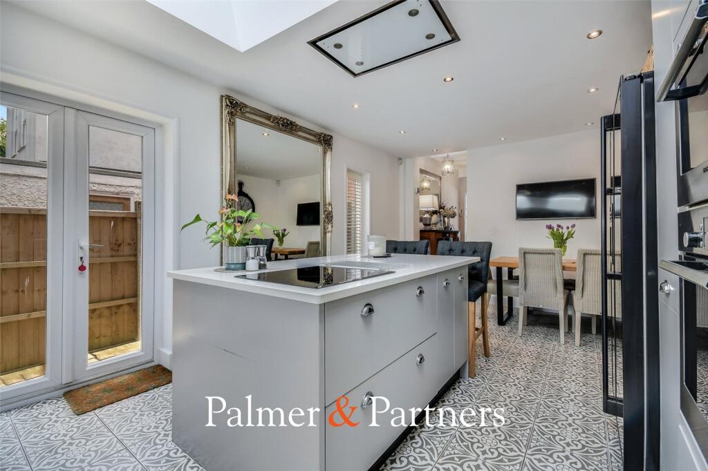 House in Brentwood, Essex - View 5