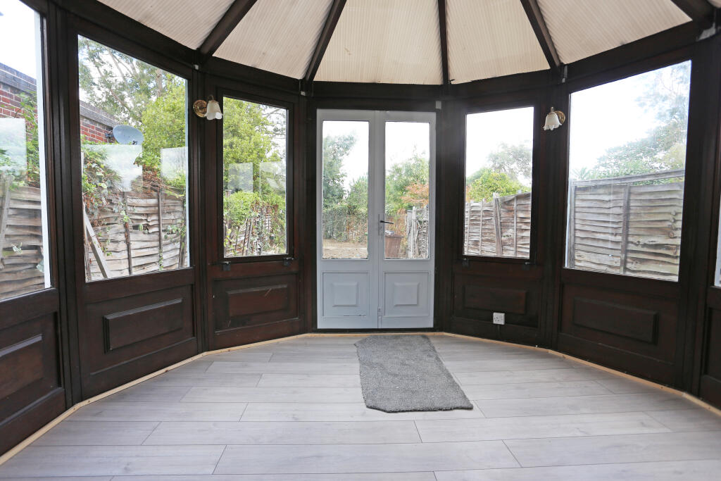 House in Romford - View 4