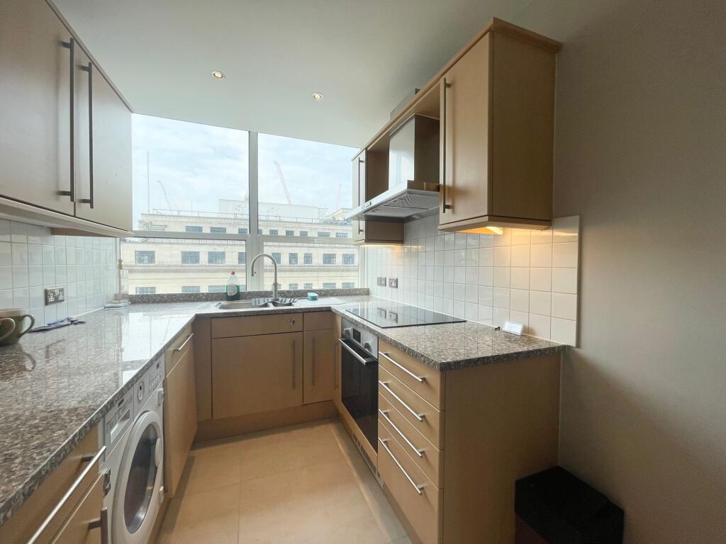 Apartment in London, City of Westminster - View 5