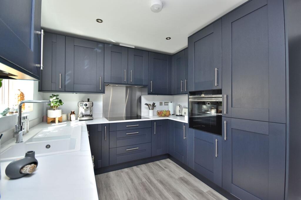 House in Northampton - View 5