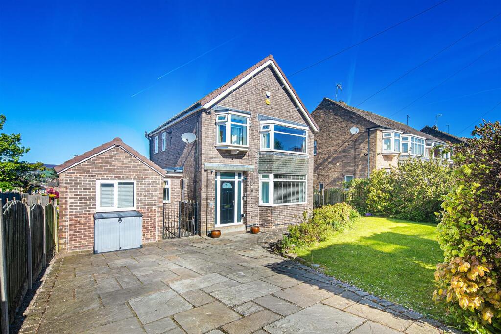 Main image of property: 16 Longford Crescent, Bradway, S17 4LL