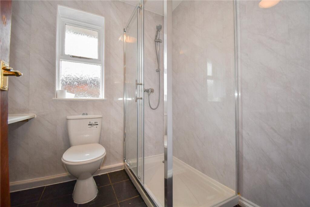 Loddon Close, Upton, Wirral photo 4