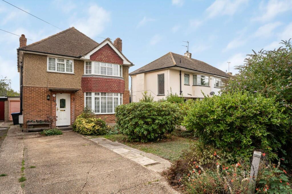 Main image of property: 23 Ellenbrook Lane, Hatfield, Hertfordshire, AL10 9RW