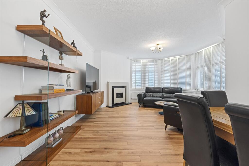 Apartment in Glasgow - View 5