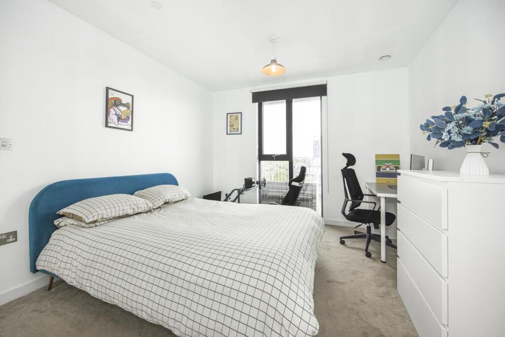 House in London - View 4