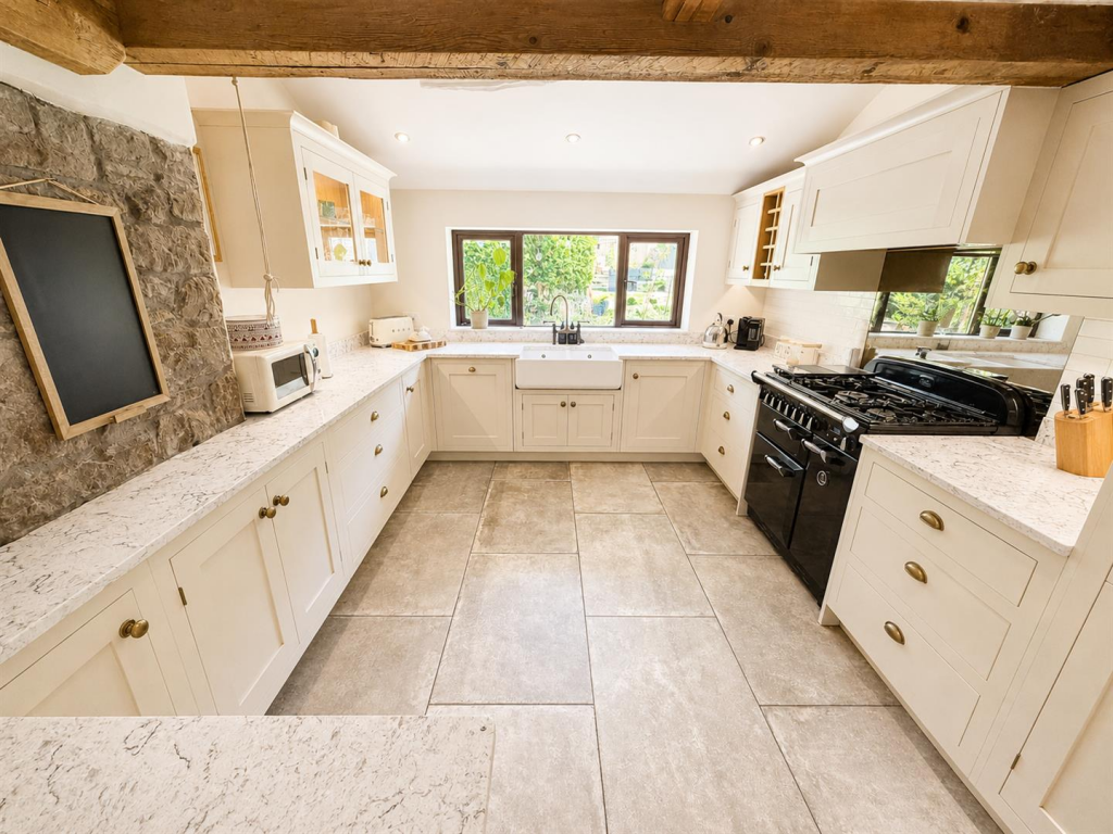 House in Bristol, North Somerset - View 5