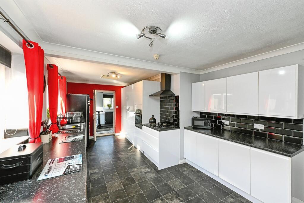House in Peterborough - View 3