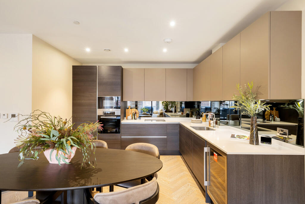 Apartment in London - More