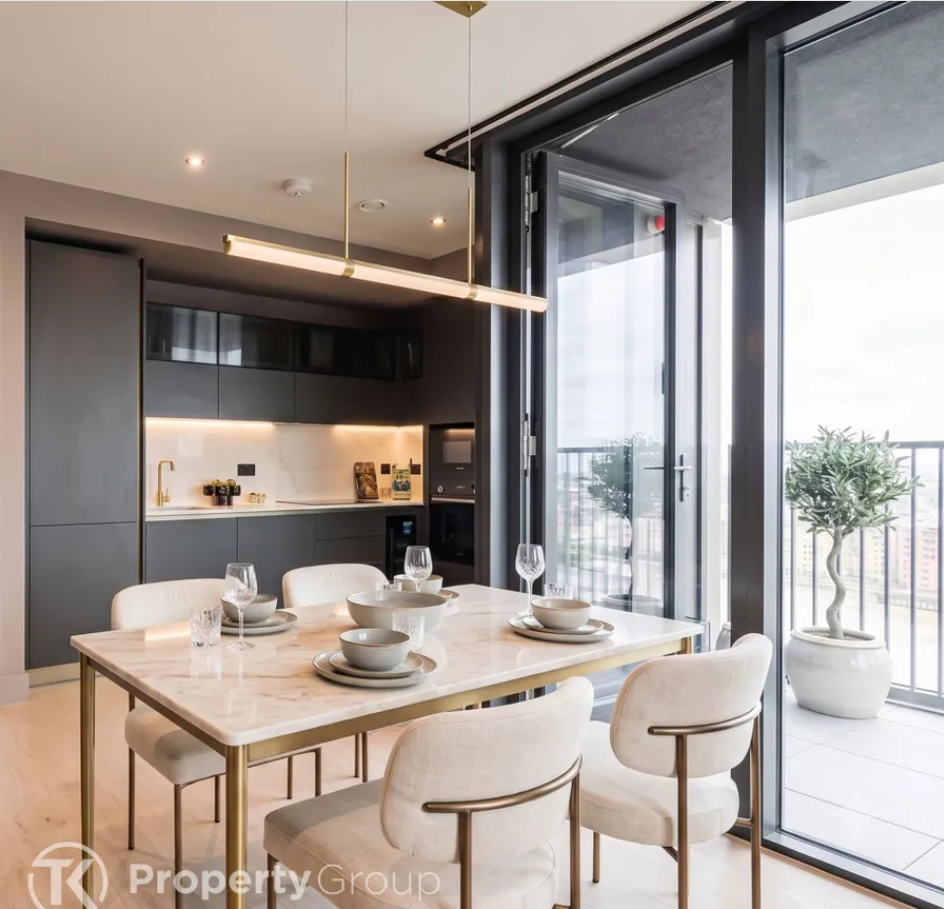 2-bed flat on Eaton House, Vicarage Crescent, Wandsworth, London, £1,050,000