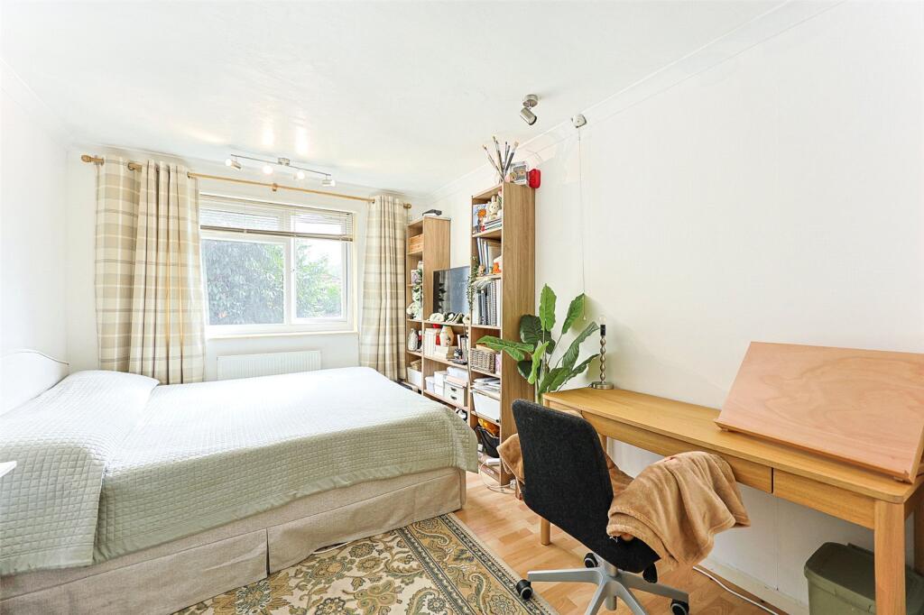Apartment in London - View 4