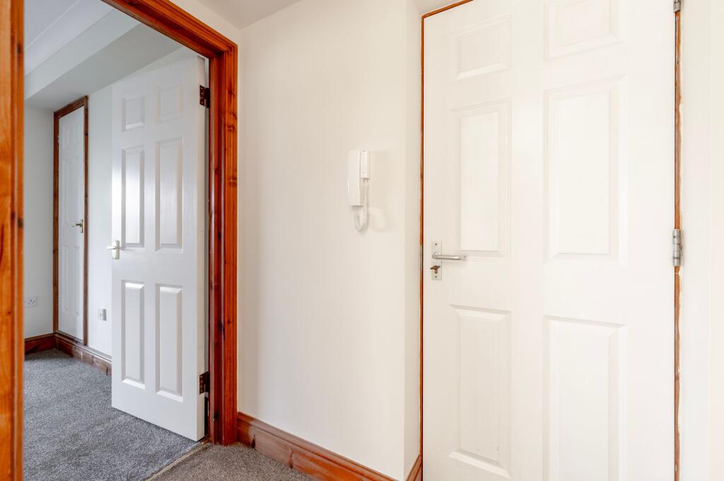 Apartment in East Suffolk, Lowestoft - More