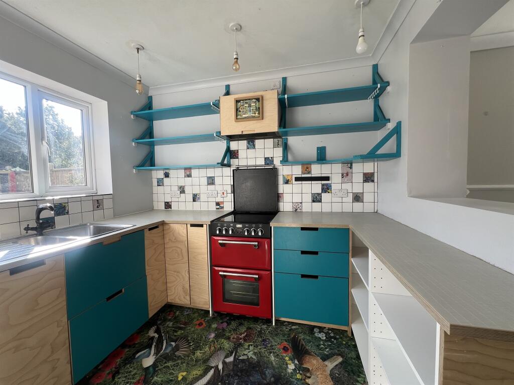 Apartment in Brighton - More