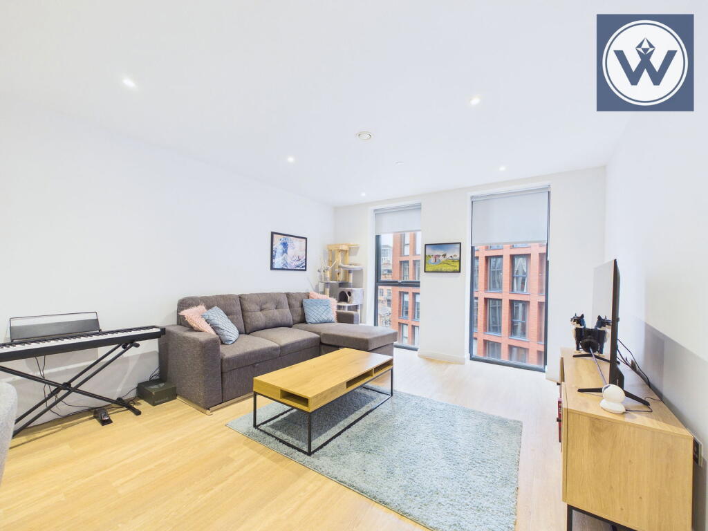 Apartment in Manchester, City Centre - View 4