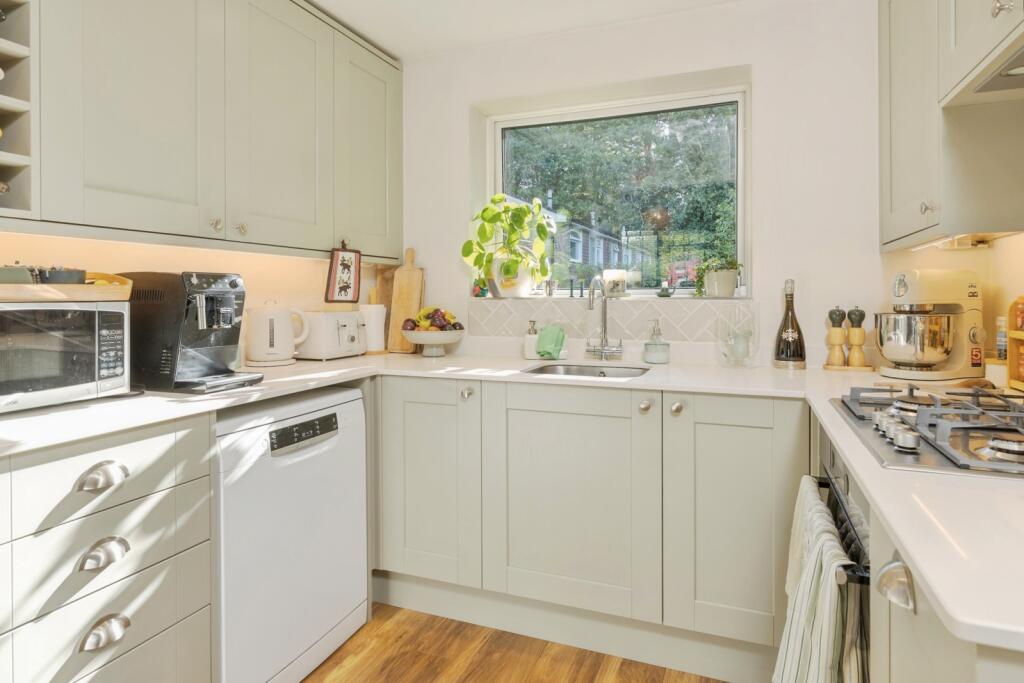 Cleveland, Tunbridge Wells, Kent, TN2 photo 4