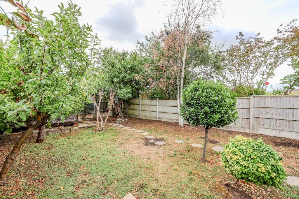 House in Southend-on-Sea - View 2