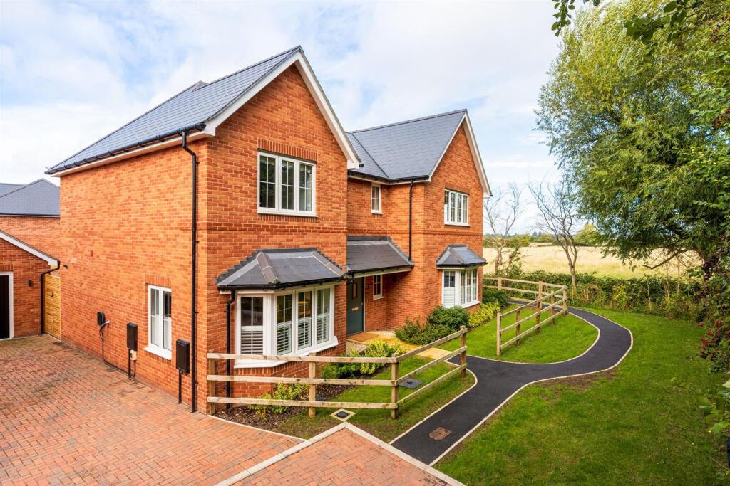 Main image of property: Broad Lays, Benson