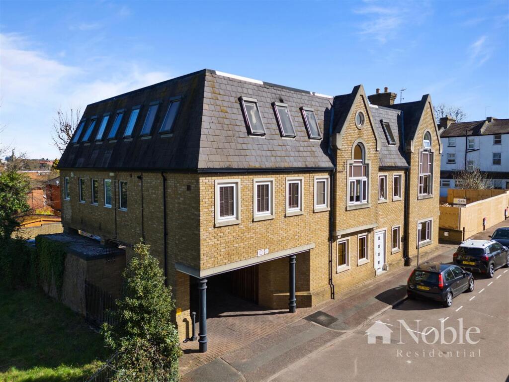 Main image of property: Craven Gate, Lorne Road, Warley, Brentwood