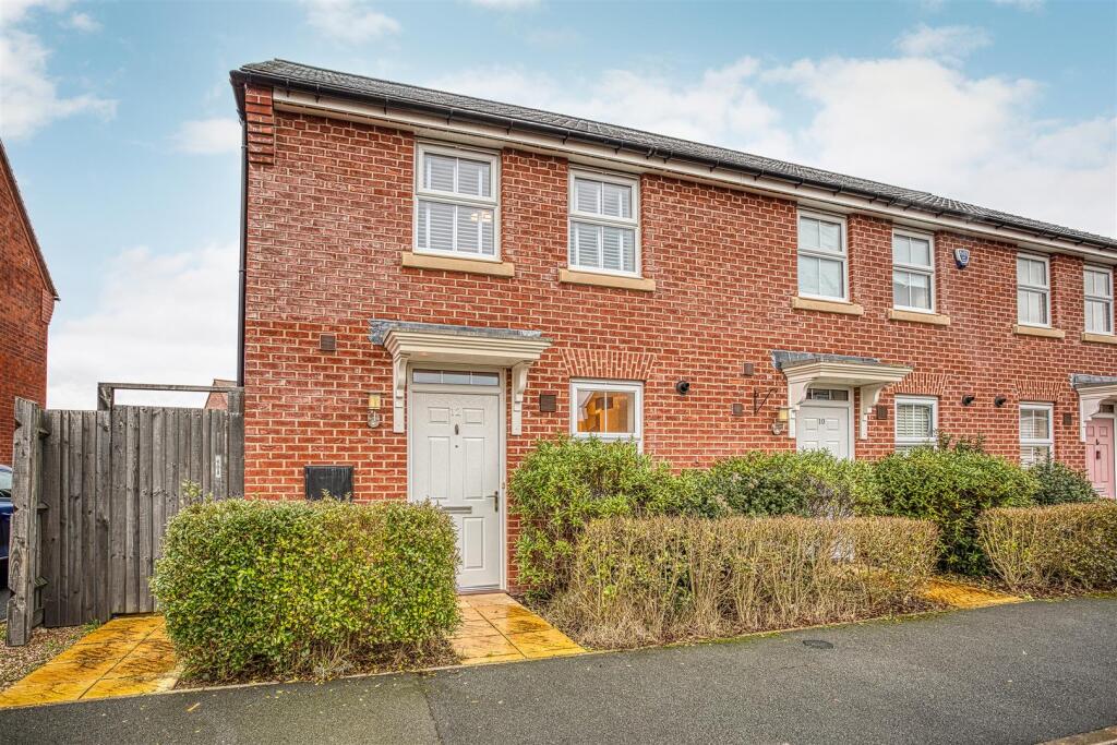 3-bed terraced on Arundel Way, Littleover, Derby, £89,250
