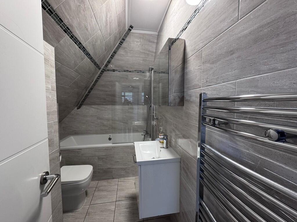 Apartment in Harrow - View 2