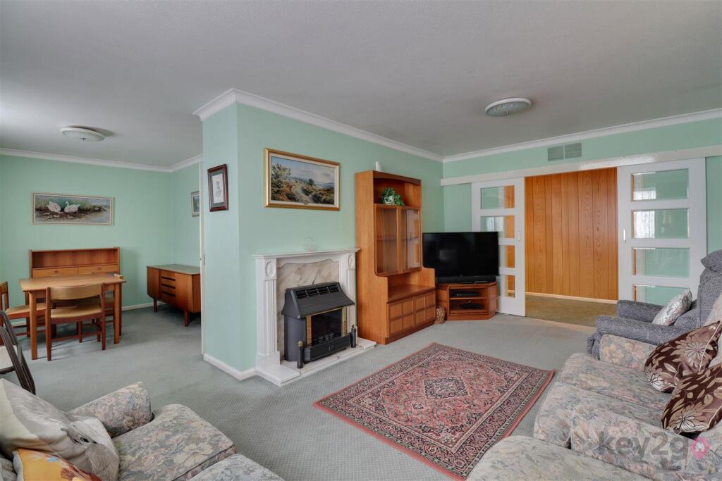 Aughton Road, Swallownest, Sheffield, S26 photo 3
