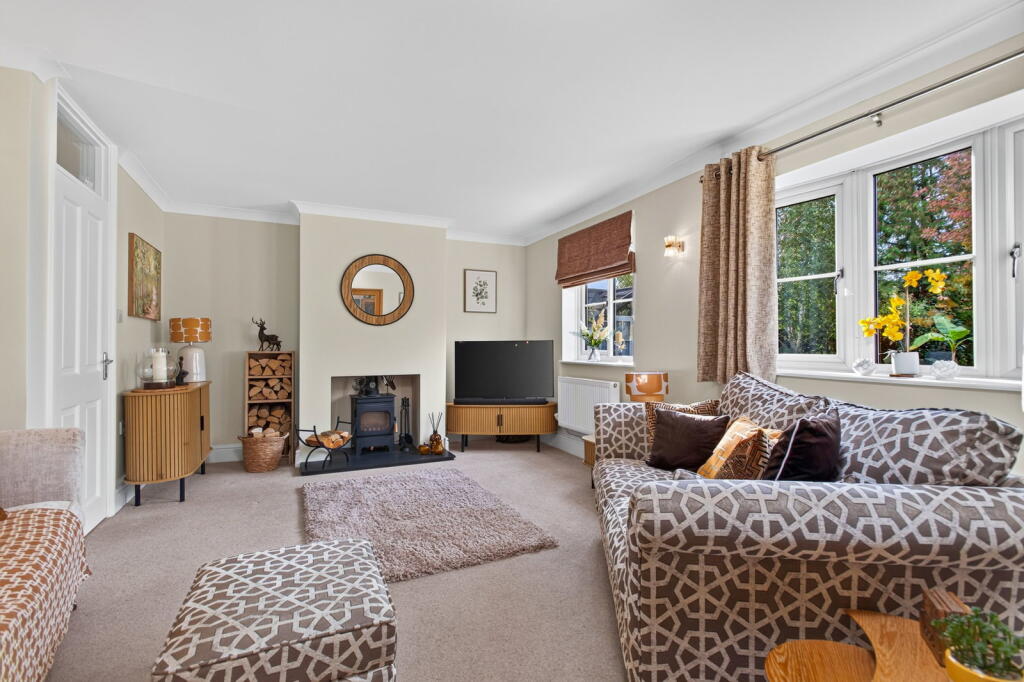 House in Gretton - View 2