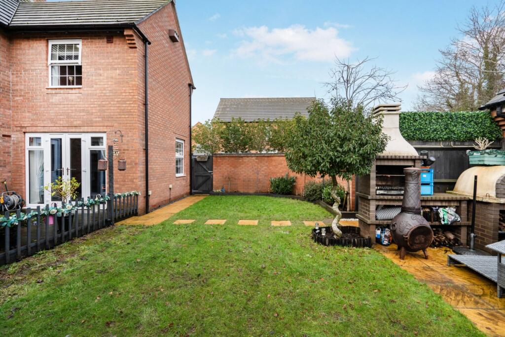 4 bed detached - Galloway Road, Burton-on-Trent, DE15 image 4